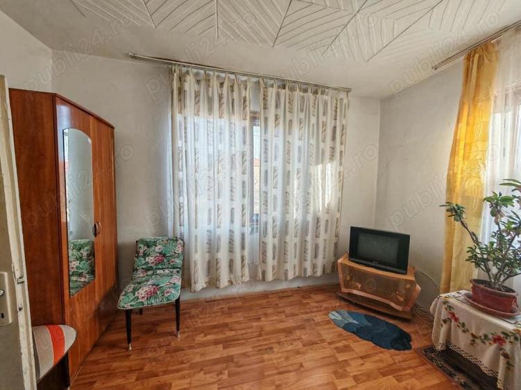 Casă cu 4 camere în Orșova