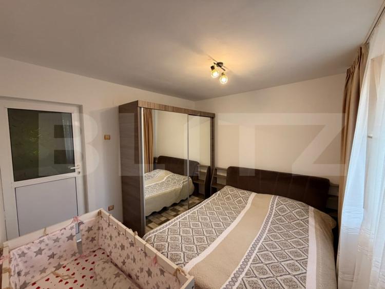 Apartament cu 3 camere decomandat în Micro 11
