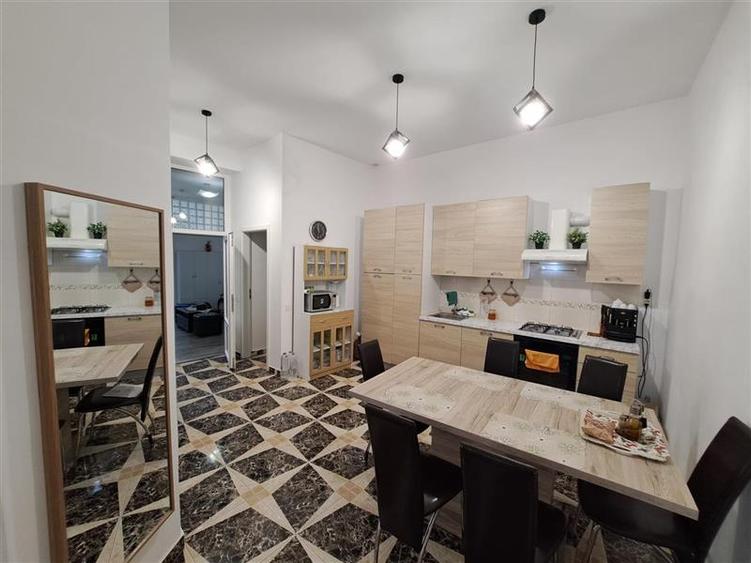 Apartament cu 3 camere, 74 mp utili, situat in zona Ultracentrala! - 9