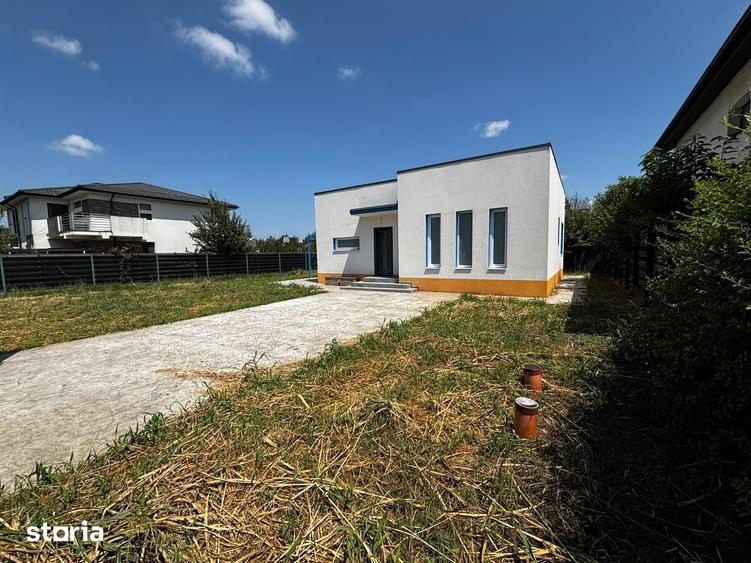 Casă cu 3 camere cu Teren 440 Mp în Berceni