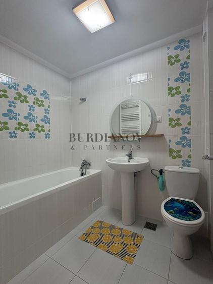 Apartament cu 3 camere în Theodor Pallady