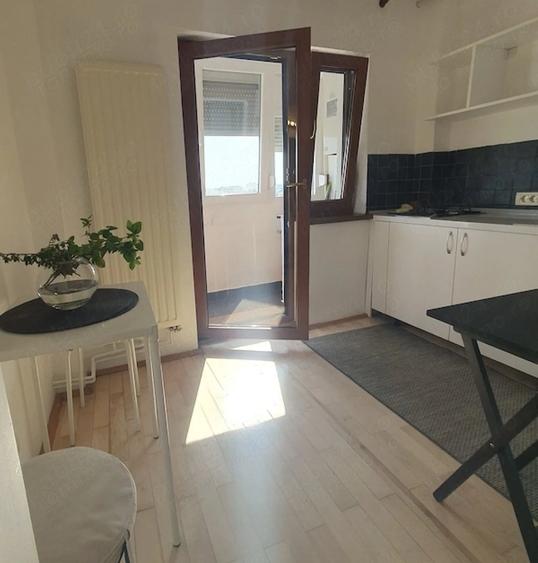 Apartamnet 1 Camera Decomandat Centrala Proprie Zona Complexul Studen?esc Parvan - 1