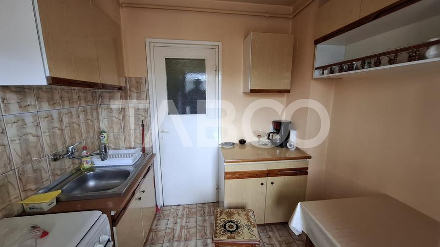 Apartament cu 2 camere decomandat, mobilat în Mihai Viteazul