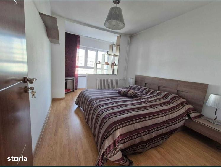 Apartament cu 4 camere în Militari