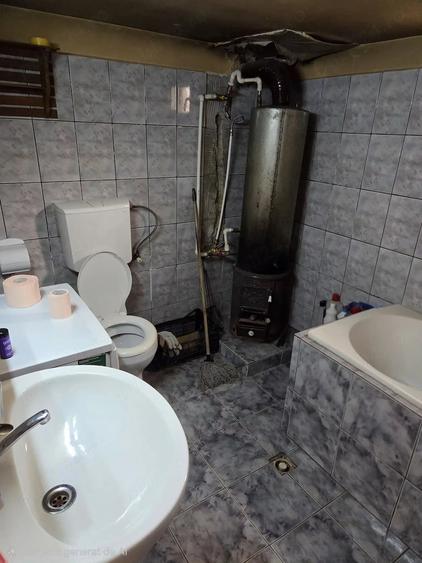 Casă cu 3 camere cu Teren 400 Mp în Central