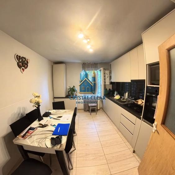 Apartament cu 3 camere decomandat în Tudor Vladimirescu