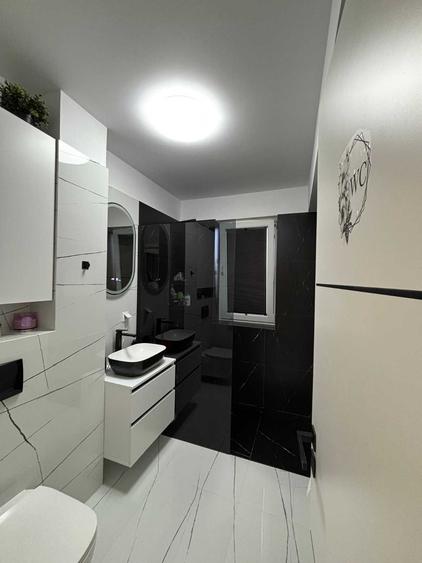 Apartament cu 2 camere decomandat, mobilat în Titan