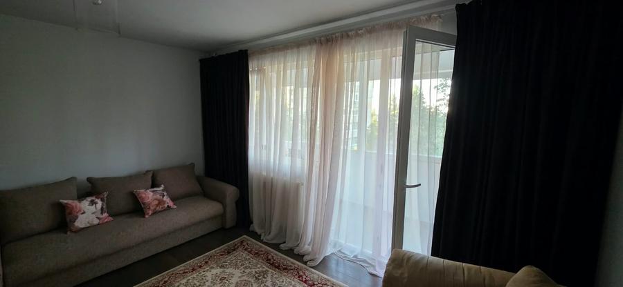 Apartament cu 3 camere semidecomandat în Camil Ressu