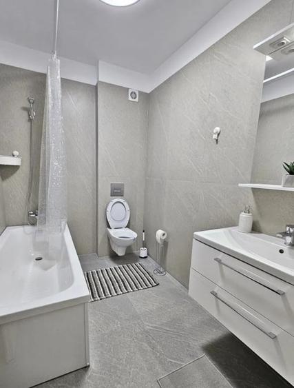 Casă cu 3 camere cu Canalizare în Dobroești