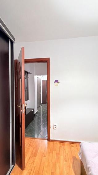 Apartament cu 2 camere decomandat, mobilat în Sebastian