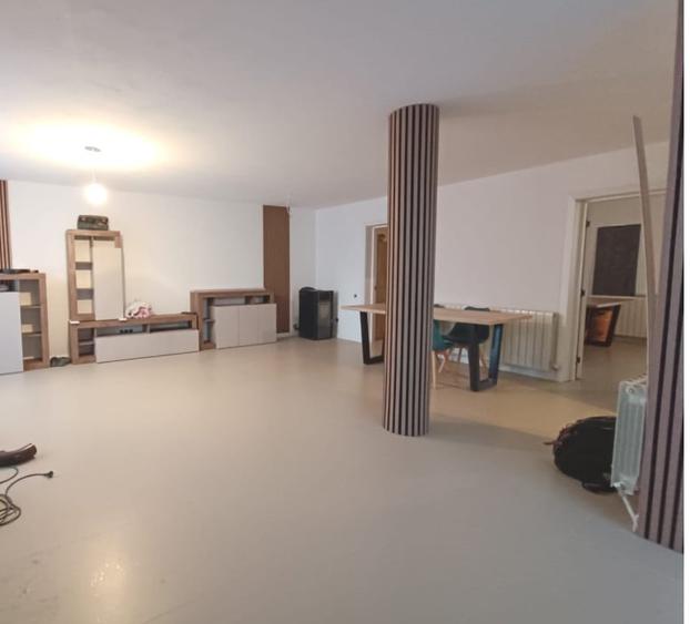 Casă individuală cu 5 camere cu Teren 300 Mp în Lancrăm