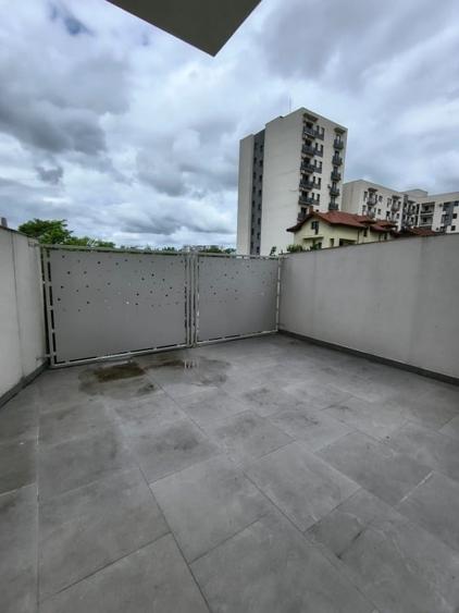 Apartament cu 2 camere decomandat, mobilat în Sisești