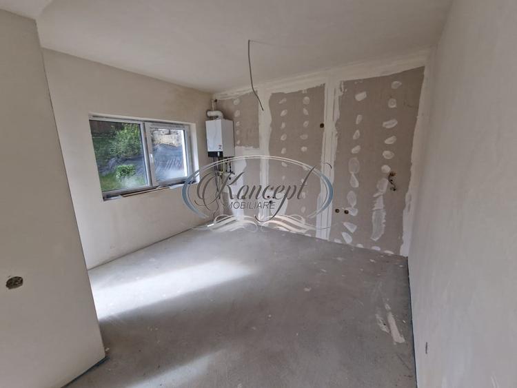 Duplex cu 4 camere cu Canalizare în Dâmbul Rotund