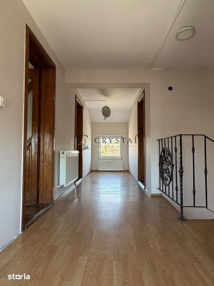 Casă cu 4 camere cu Teren 300 Mp în Oncea