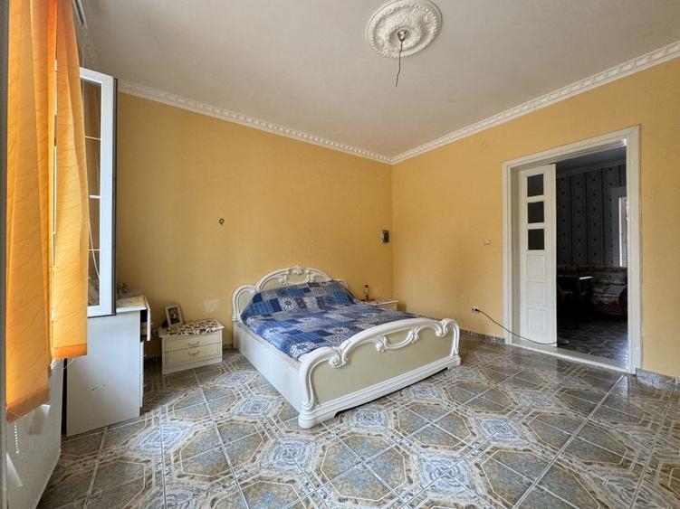 Casă individuală cu 4 camere cu Canalizare în Elisabetin