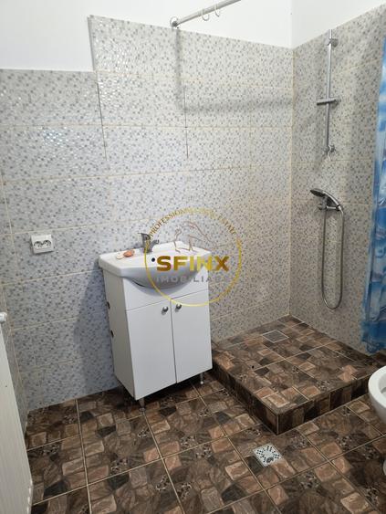 Casă cu 3 camere cu Canalizare în Gara de Nord