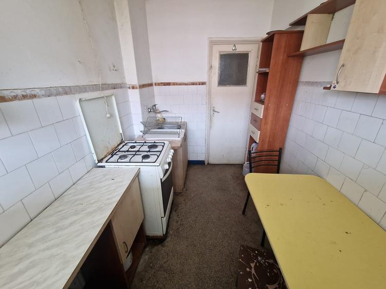 Apartament cu 2 camere semidecomandat în Titan
