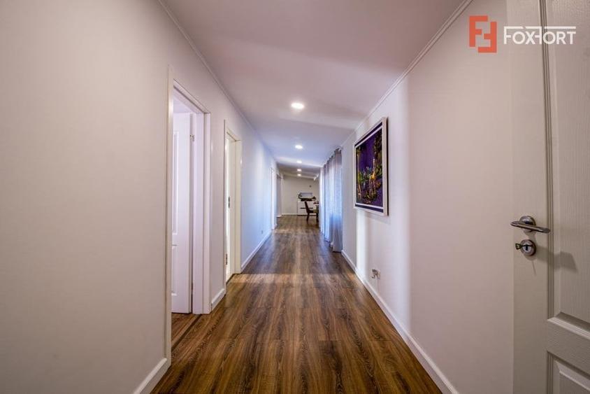 Casă individuală cu 3 camere cu Teren 705 Mp în Carani