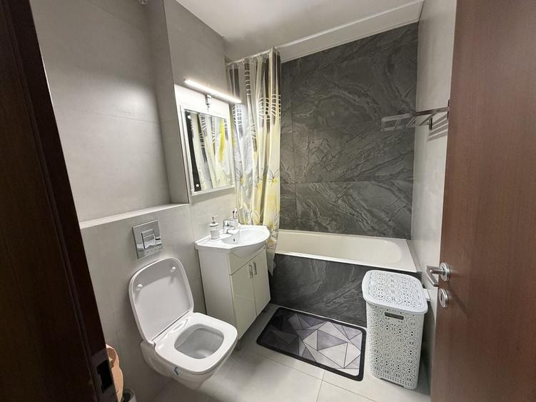 Apartament cu 2 camere decomandat în Berceni