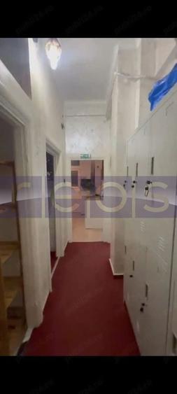 Apartament cu 7 camere decomandat, mobilat în P-ța Rosetti