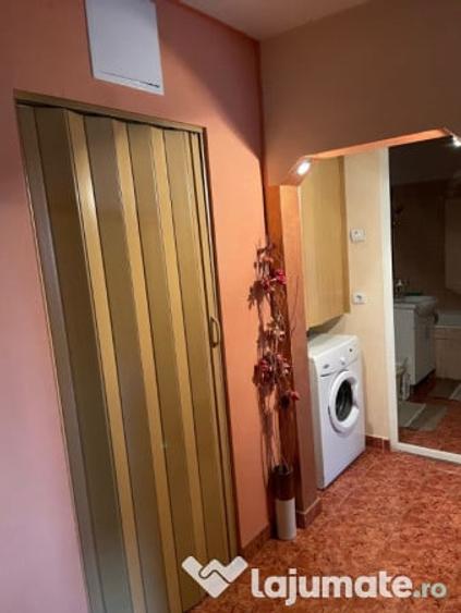 Apartament cu 2 camere decomandat în Cornitoiu