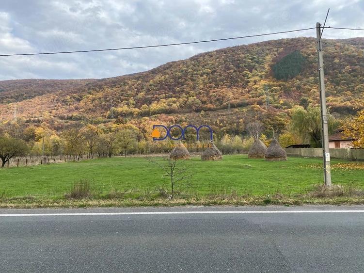 Teren de 1771 mp, în Central