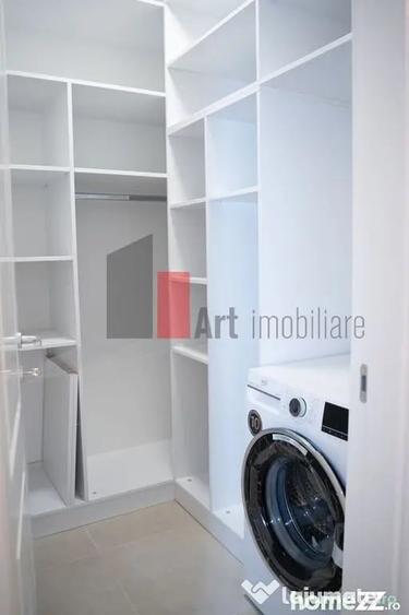 Casă cu 5 camere cu Teren 250 Mp în Central
