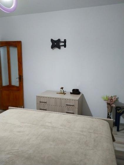Apartament cu 2 camere, mobilat în Gugești