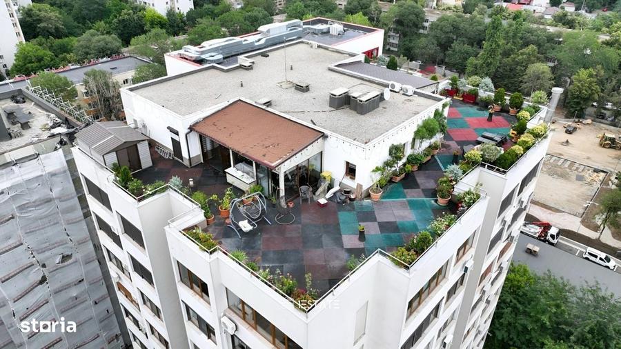 Apartament cu 4 camere în Titan