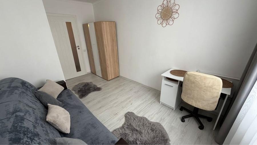 Apartament cu 2 camere decomandat în Micro 19