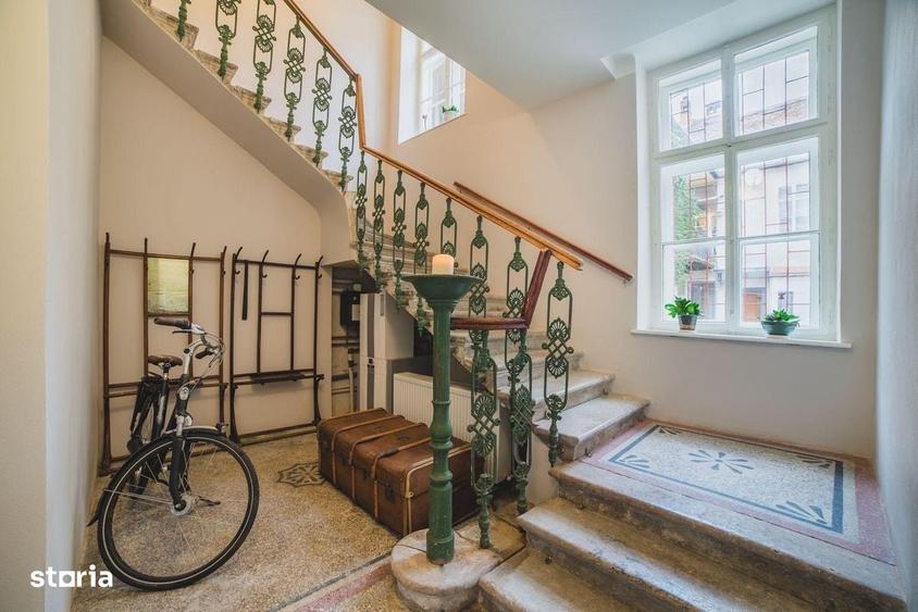 Apartament cu 4 camere în Central