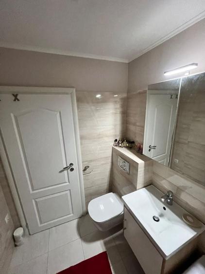Apartament cu 3 camere decomandat în Ultracentral