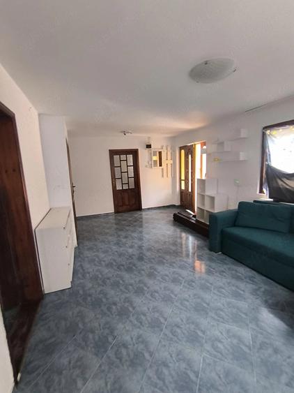 Casă cu 3 camere cu Teren 963 Mp în Miroslava