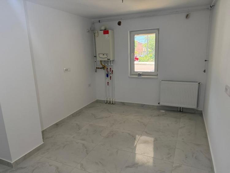Spațiu comercial, de 50 mp, în Coiciu