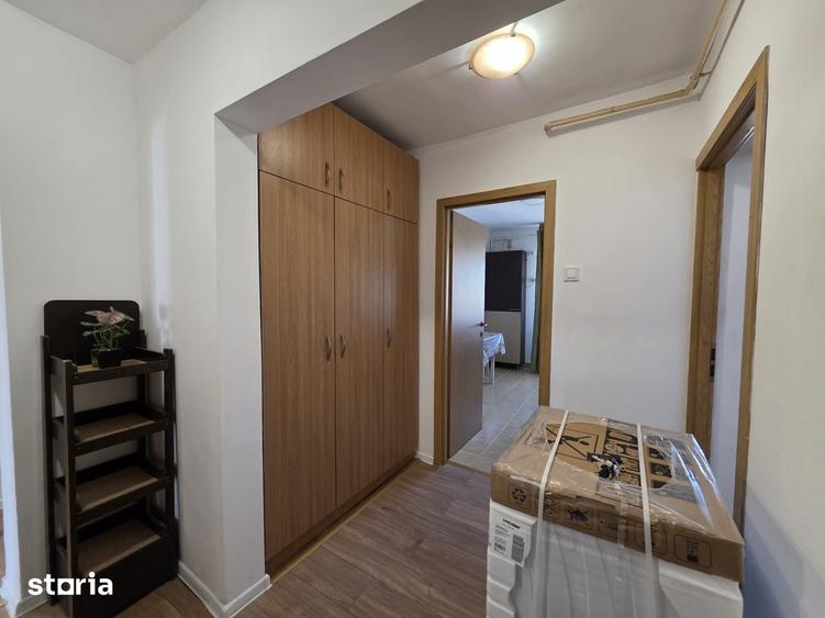 Apartament cu 3 camere decomandat în Decebal