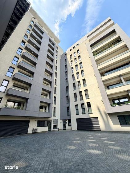 Apartament cu 4 camere în Centrul Civic