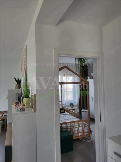 Casă cu 3 camere cu Teren 430 Mp în Central