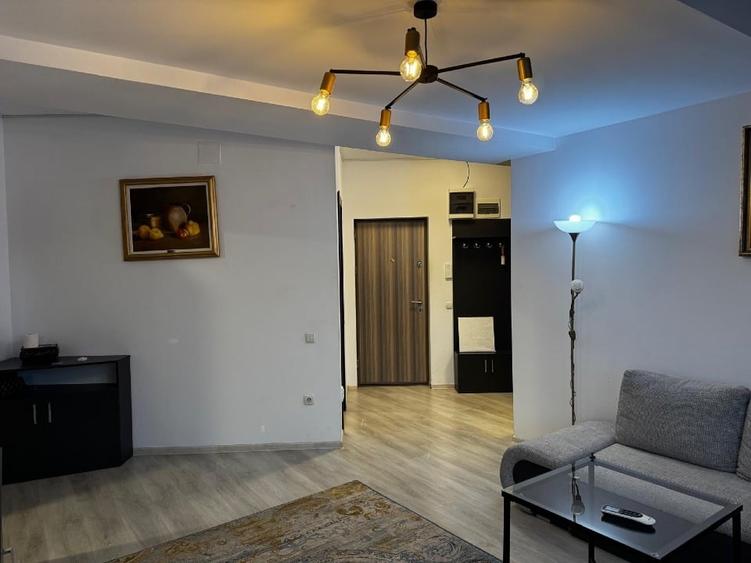 Apartament cu 2 camere decomandat, mobilat în Grozăvești