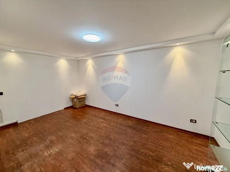 Spațiu comercial, de 110 mp, în Central