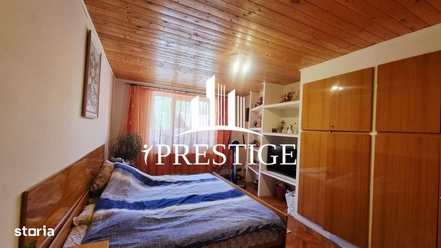 Casă cu 4 camere în Șura Mare