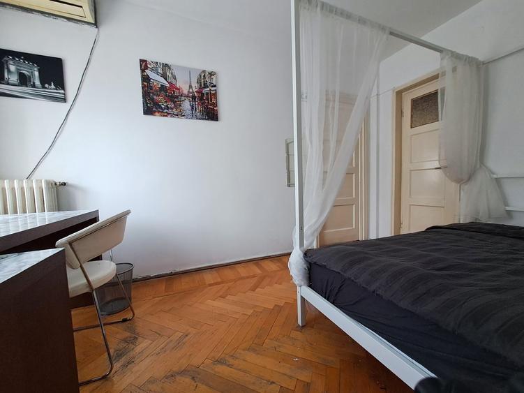 Apartament cu 2 camere semidecomandat în P-ța Romană
