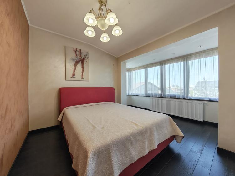 Apartament cu 3 camere semidecomandat, mobilat în Bucureștii Noi