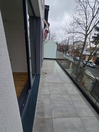Casă individuală cu 4 camere cu Canalizare în Bd. Laminorului