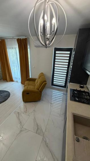 Apartament cu 3 camere decomandat în Vest