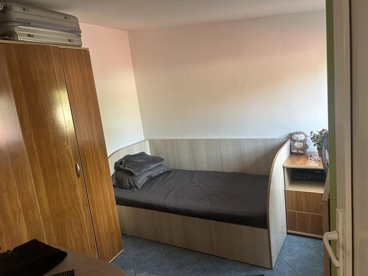 Apartament cu 2 camere semidecomandat în Progresul