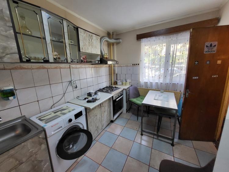 Apartament cu 2 camere decomandat, mobilat în Pantelimon
