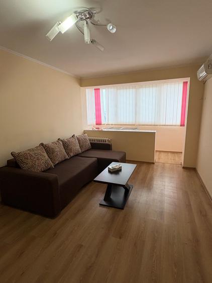 Apartament cu 2 camere decomandat în Iancului