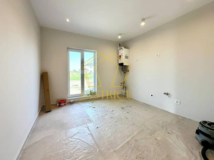 Duplex cu 4 camere cu Canalizare în Dumbrăvița