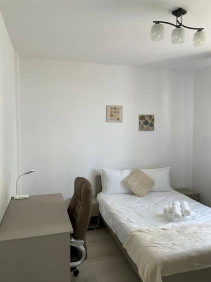 Apartament cu 3 camere semidecomandat în Dosu Bricii
