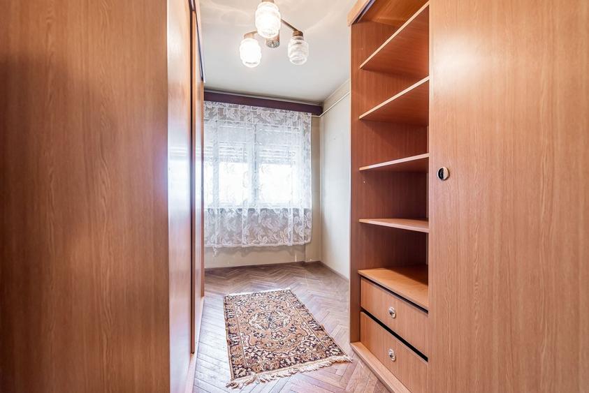 Apartament cu 4 camere decomandat în P-ța Gării